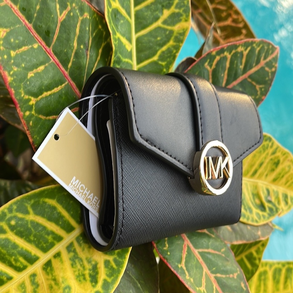 MICHAEL KORS CARMEN MEDIUM LOGO AND FAUX LEATHER WALLET BLACK - Picture 2 of 16